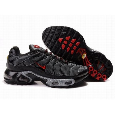 tn nike rouge